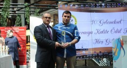 TGRT EU’nun ilgiyle izlenen şefi Abdullah Hakim Yavrutürk’e Bir Ödül daha.
