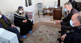 Başkan Sezer, Şehit Ailelerini Yalnız Bırakmıyor