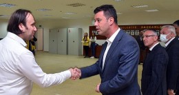 Başkan Sarıkurt Belediye Personeli İle Bayramlaştı
