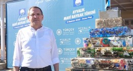 Ayvalık’ta Büyük Deniz Çöpleri Anıtı