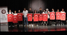 Yıldırım Mesleki ve Teknik Anadolu Lisesi öğretmen ve öğrencileri unutulmaz bir şiir gecesine imza attı