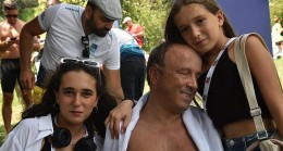 Kazada iki kolunu kaybeden Belediye Başkanı Boğaz’ı yüzerek geçti
