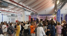 Aydın Büyükşehir Belediyesi, anneleri bir araya getirerek onların Anneler Günü’nü coşku içerisinde kutlamasını sağladı