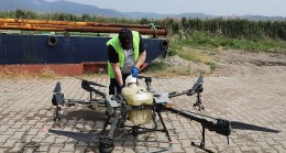 Edremit’te sinekle mücadele çalışmaları Drone ile destekleniyor