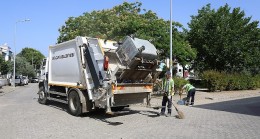 Efes Selçuk Belediyesi, İzmir Büyükşehir Belediyesi desteğiyle kentte detaylı bir temizlik çalışması başlattı