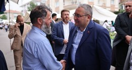 Keçiören Belediye Başkanı Dr. Mesut Özarslan, Ayvalı Pazar Yeri’ni ziyaret etti