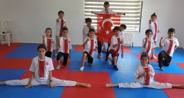 Keçiören Belediyesi, yaz tatilini Ankara’da geçirecek olan çocuklar için yaz spor okulu açıyor