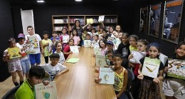 Çankaya Belediyesi Aşık Veysel Engelsiz Yaşam Merkezi bünyesindeki Sesli Kütüphane minik öğrencileri ağırladı