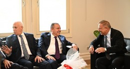 Başkan Böcek CHP’li Büyükşehir Belediye Başkanları toplantısında