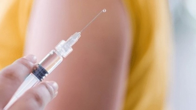 Besin katkı maddesine karşı alerjisi olanlar için koronavirüs aşısı riskli olabilir
