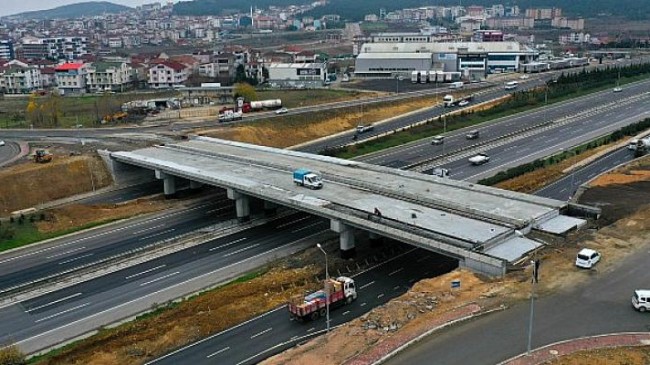 Yeni Tembelova Köprüsü’nün kirişleri konuldu