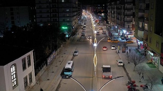Van Büyükşehir, Çevre Farkındalığı İçin Işıkları Kapattı