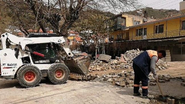 Kavacık Meydan Düzenleme çalışmaları başladı