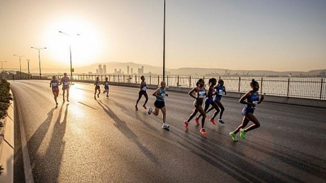 Maraton İzmir farkındalık yaratmaya koşuyor