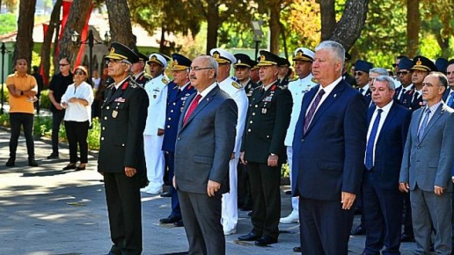 15 Temmuz Demokrasi ve Milli Birlik Günü’nde şehitler anıldı