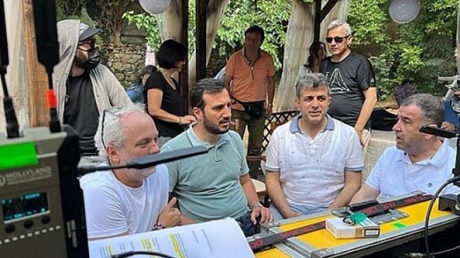 Bağcılar Belediye Başkanı Abdullah Özdemir, Üsküp’te Balkan Ninnisi dizisinin setini ziyaret etti