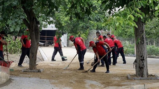 Başkan Büyükakın, engelli gencin yol isteğini yerine getirdi