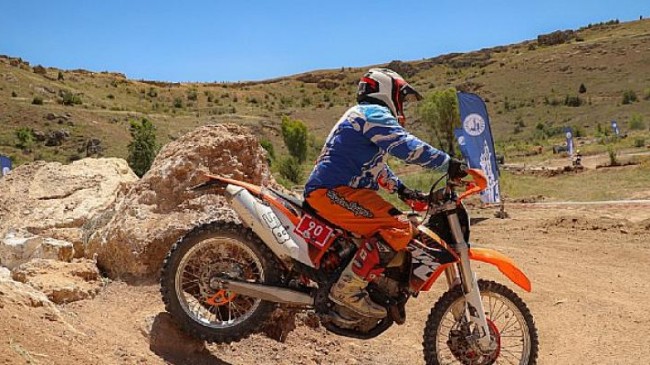 Sivas’ta Enduro Festivali Nefes Kesti