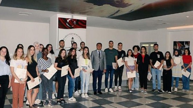 İzmir İl Milli Eğitim Müdürlüğünde ‘’Ulusal Staj Programı’’ Öğrencileri İle Toplantı Yapıldı