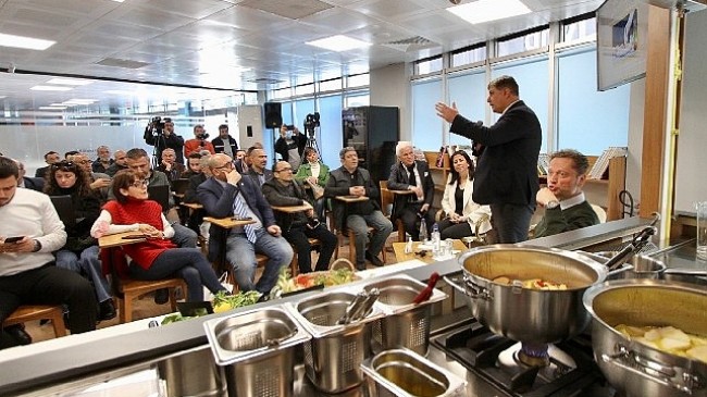 Karşıyaka Mutfak Sanatları Merkezi, İzmir'in yeni gastronomi üssü oldu