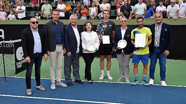 İstanbul Challenger 75. TED Open Uluslararası Tenis Turnuvası'nda şampiyon Damir Dzumhur