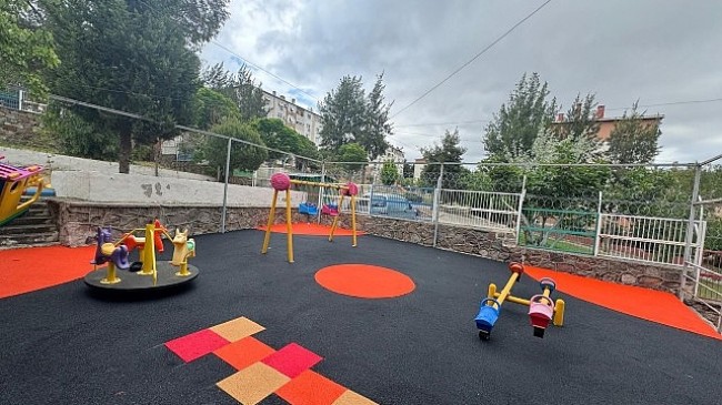 İzmir’in parkları yeniden doğuyor