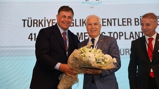 İzmir Büyükşehir Belediye Başkanı Dr. Cemil Tugay, Sağlıklı Kentler Birliği Başkanı oldu  “İklim krizi ile mücadele için yerel eylem planları oluşturacağız”