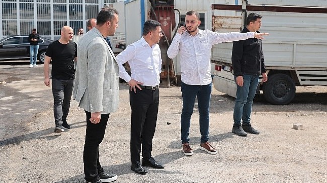 Nevşehir Belediye Başkanı Rasim Arı, belediye ekipleri ile birlikte sanayi bölgesinde gerçekleştirilen temizlik çalışmalarına katıldı