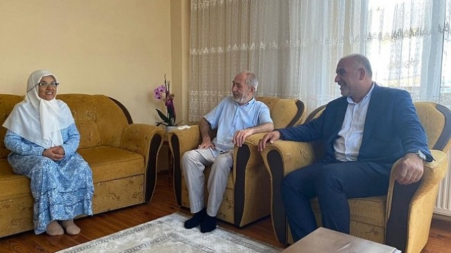 Başkan İbrahim Sandıkçı’dan Hacılara Ziyaret