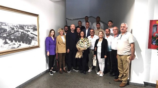 Cumhuriyet Halk Partisi meclis üyeleri, Aydın Büyükşehir Belediye Başkanı Özlem Çerçioğlu’na nezaket ziyaretinde bulundu