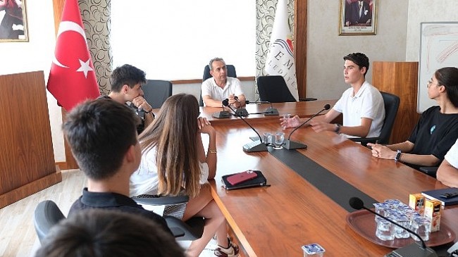 Kemer Belediyesi Gençlik Meclisi faaliyete geçiyor
