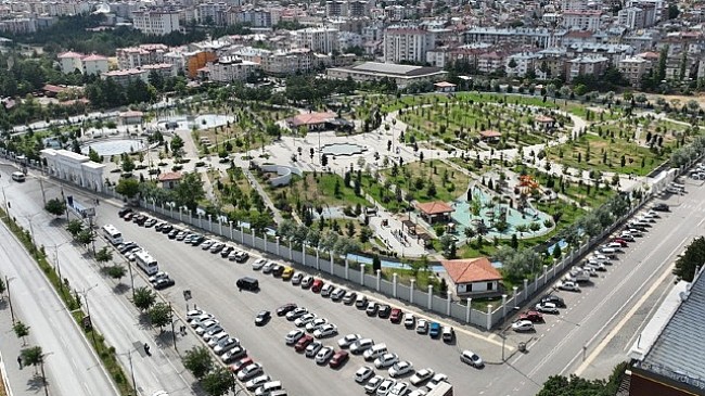 Sivas Belediyesi tarafından vatandaşların yoğun olarak kullandığı park, mesire alanı ve kamusal alanlarda ücretsiz internet hizmeti verilecek
