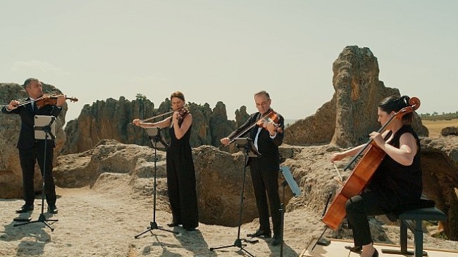 Borusan’ın 80 yıllık hikayesi Borusan Quartet ile binlerce yıllık Avdalaz Kalesi’nde yankılanıyor