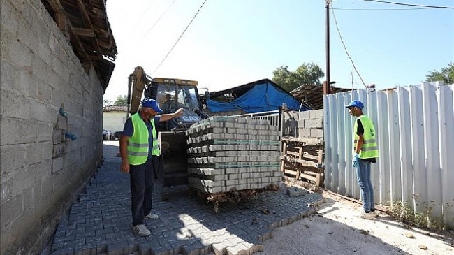 Hamamlı Mahallesinde Sokaklar Parke Taşla Kaplanıyor