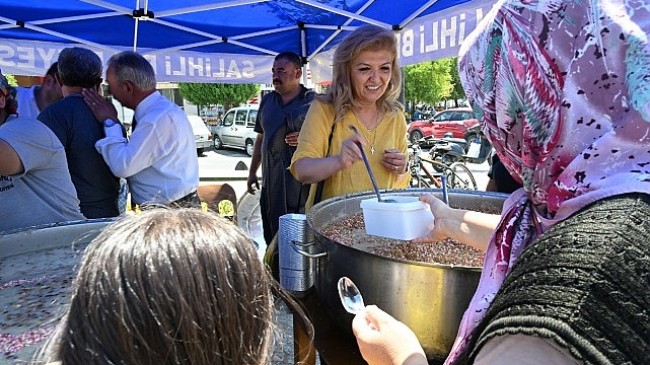 Salihli Belediyesi’nden Aşure Hayrı