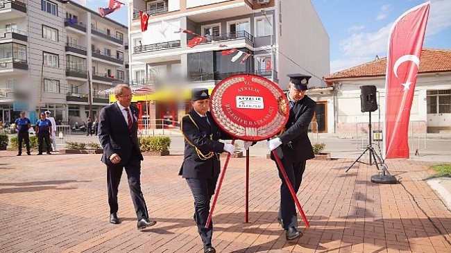 Altınova’da düşman işgalinden kurtuluşun 102. yıl coşkusu yaşandı.