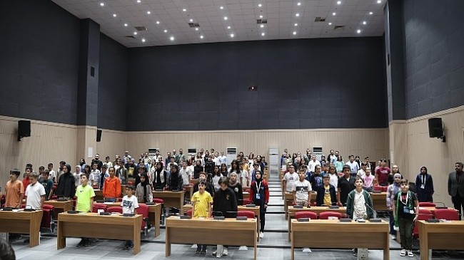 Konya Büyükşehir Belediyesi Çocuk Meclisi Bu Dönemin İlk Toplantısını Yaptı