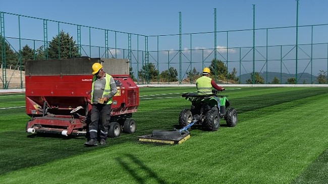 Osmangazi Belediyesi’nden Gündoğdu’ya futbol sahası