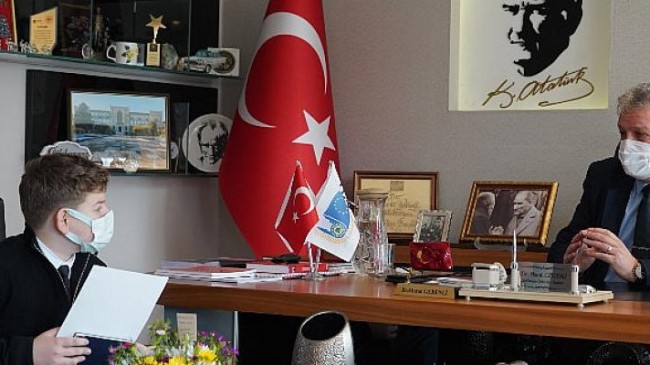 Başkan Gerenli’den Lüleburgaz’ın gururlarına plaket