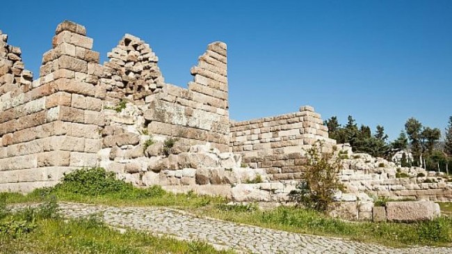 Antik Kenti Yapılaşmaya Açabilecek Karara Büyükşehir Dava Açıyor