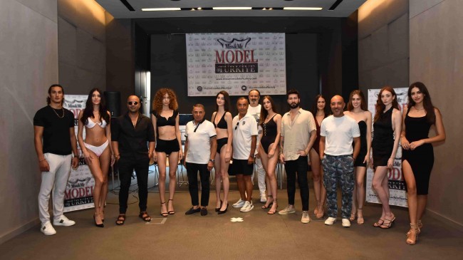 ”Miss&Mr Model of Türkiye 2022” İstanbul ön elemesi yapıldı