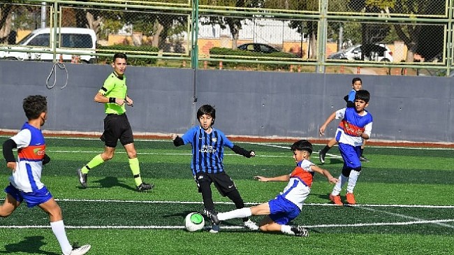 Yenişehir Belediyesi Geleneksel U12 Futbol Turnuvası başladı