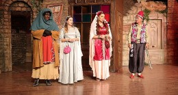 “Kumpanyada Curcuna” adlı tiyatro oyunu Nevşehir'de sahnelendi