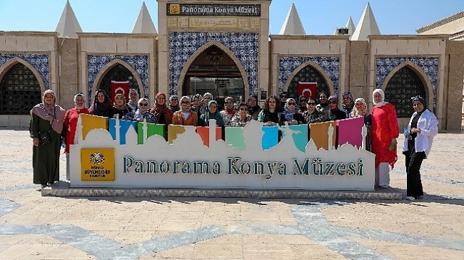 KUZEM'in işitme engelli kursiyerleri Konya'da buluştu
