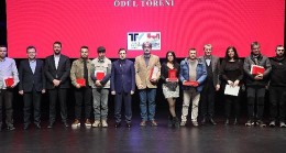 Zeytinburnu 13. Fotoğraf Yarışması'nın Kazananlarına Ödülleri Dağıtıldı