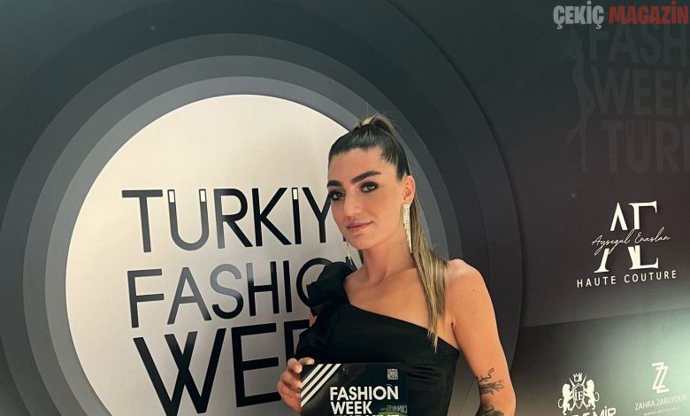 Gizem Akbaş FASHION WEEK TÜRKİYE Defileside dikkatleri üzerine ceti