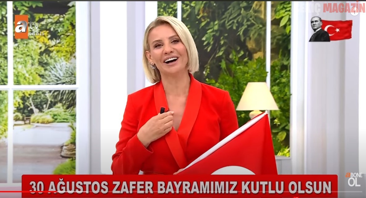 Esra Erol, 30 Ağustos konuşmasını yaparken göz yaşlarını tutamadı. 