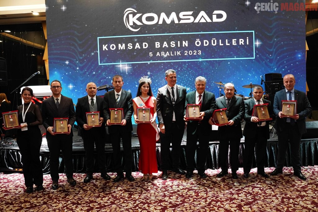 KOMSAD başarılı gazetecileri ödüllendirdi