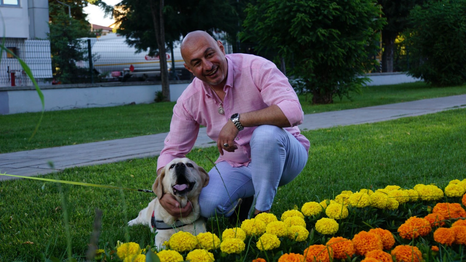 Alper Alparslan, Bayram Konserleriyle Hayranlarını Coşturdu